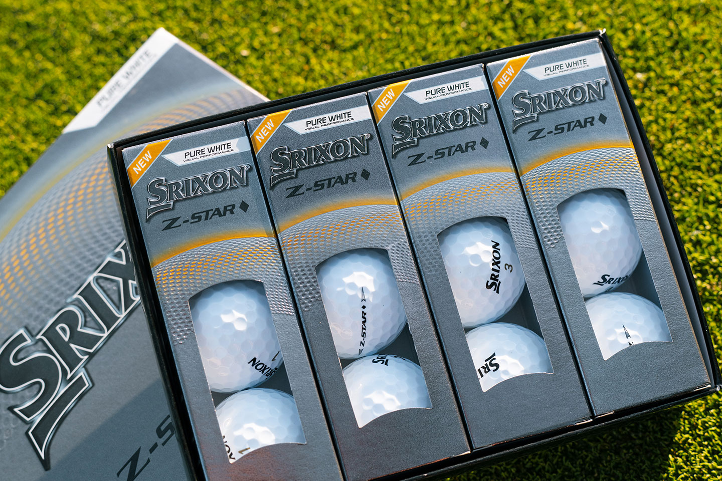 Z-STAR Diamond Golf Balls Image 4